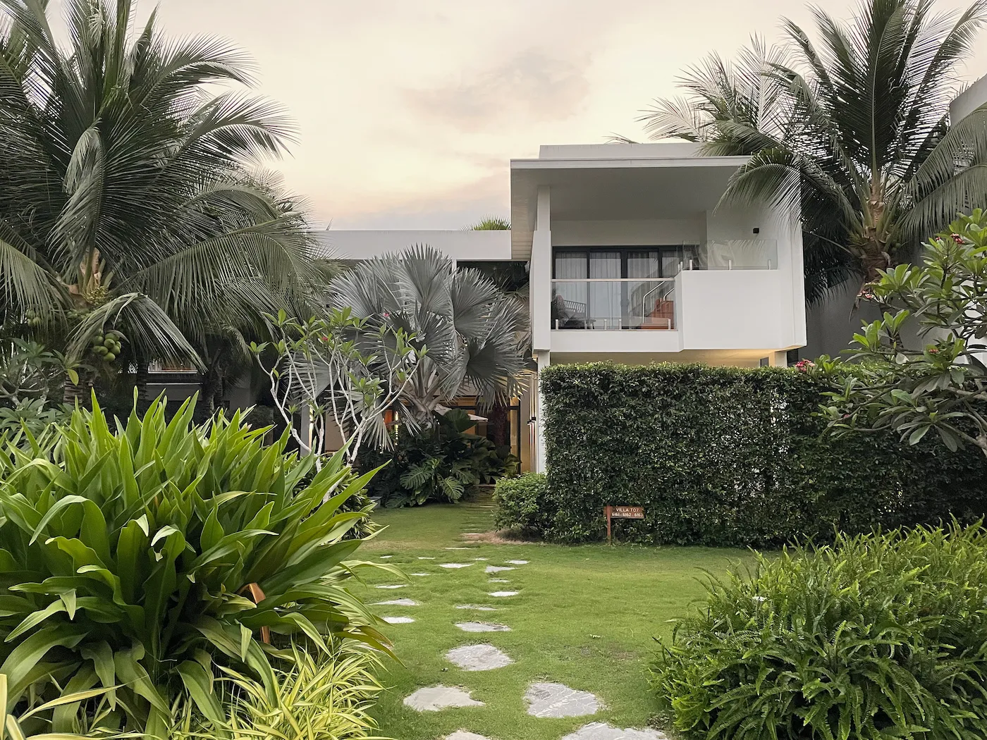 Luxury villa in Ho Tram